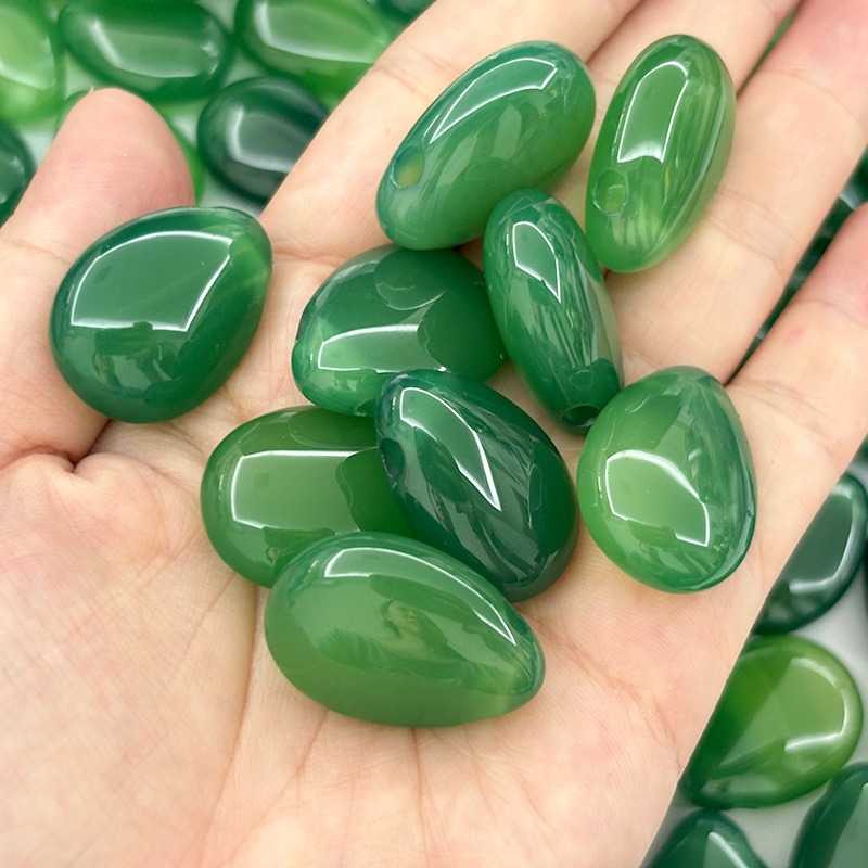Green agate drops