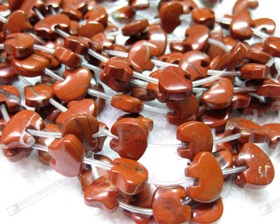 Gemstone beads red jasper bear carved for jewelry accessories