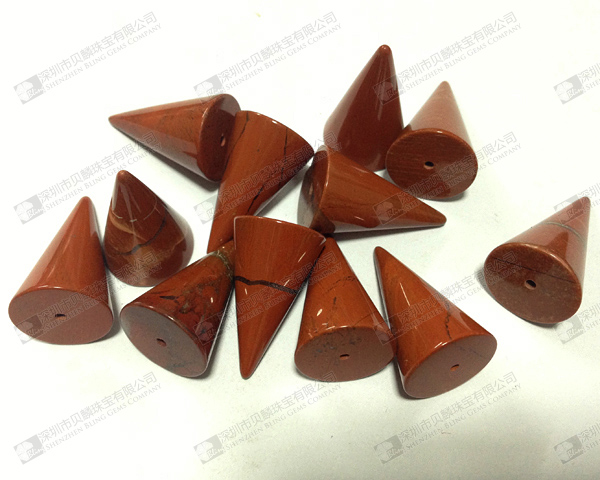 Special cut natural red jasper cones 紅石三角錐