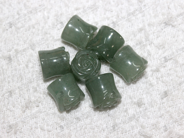 Green aventurine ear piercing jewelry,stone carved ear plugs 綠東陵耳塞
