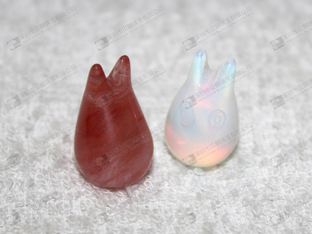 Totoro gemstone carvings 龍貓雕件