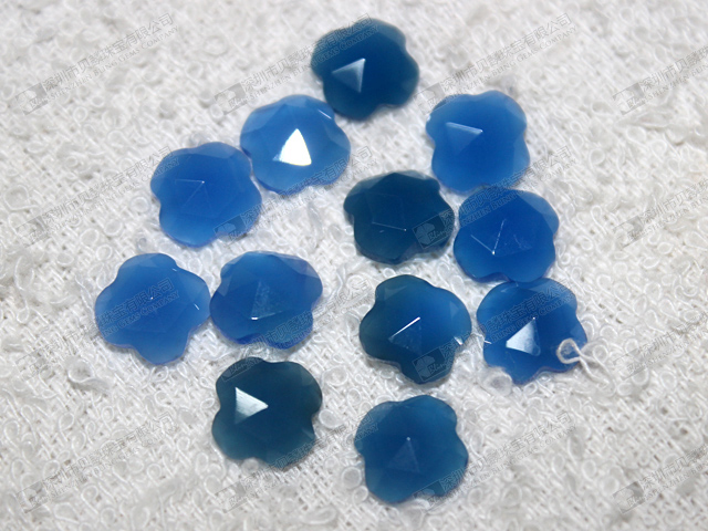 Blue agate faceted clover shaped gemstone loose beads wholesale