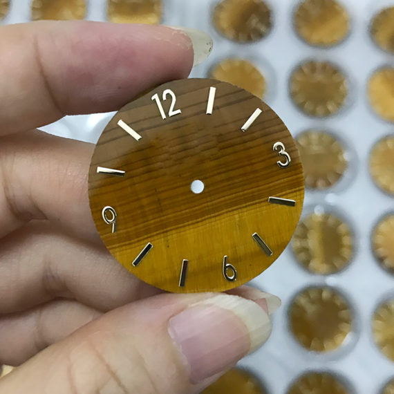 Tiger eye dials